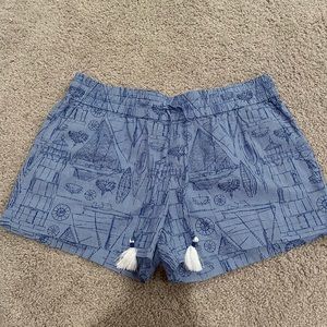 Vineyard vines summer shorts!! Basically brand new!!